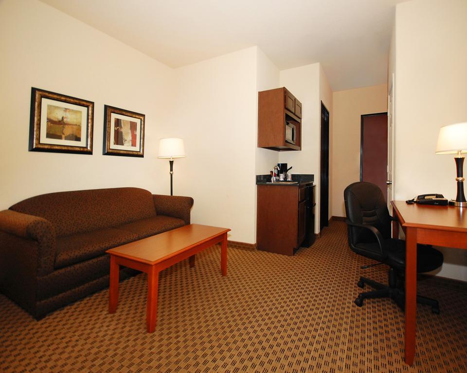 Quality Suites Huntsville Exterior foto